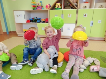 9b6a7b28-67d8-4dbe-8ca4-62560a8c33bb