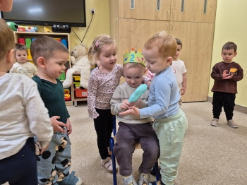 71a95de0-3af8-454d-8adb-352d44b12437